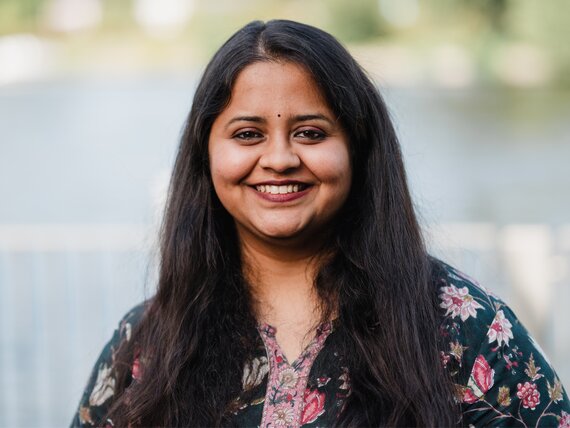 Portraitaufnahme von Preeti Karmakar, Referentin HR Recruiting